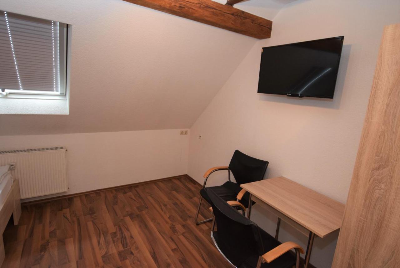 Nürtingen Zimmer Exterior foto