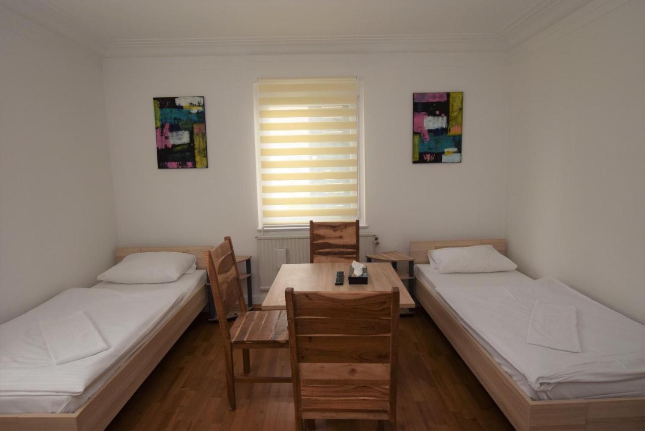 Nürtingen Zimmer Exterior foto
