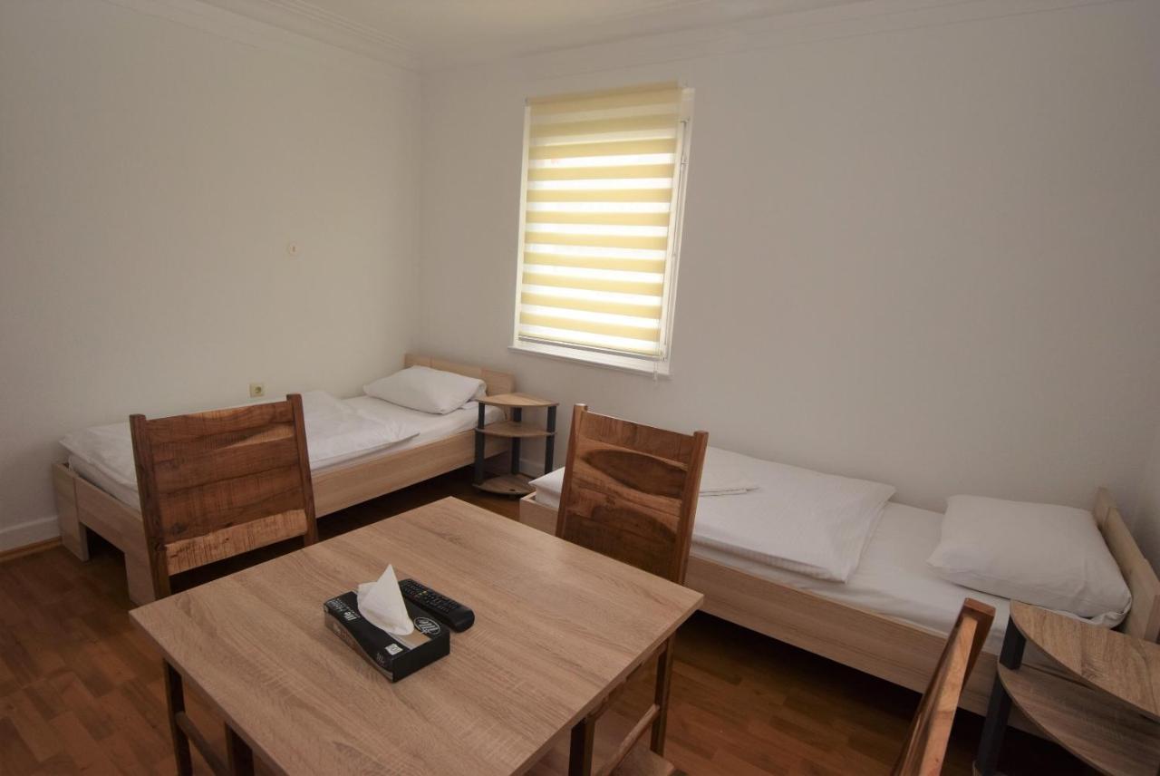 Nürtingen Zimmer Exterior foto
